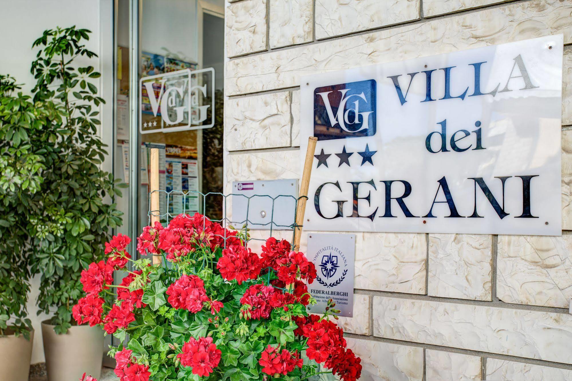 Hotel Villa Dei Gerani Rimini Exterior foto
